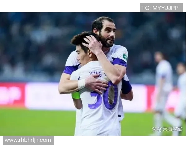 足球明星惊喜现身约会节目引发热议浪漫与竞技交织的情感之旅 足球明星惊喜现身约会节目引发热议浪漫与竞技交织的情感之旅