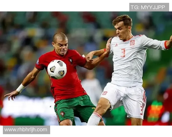 传奇足球明星的辉煌岁月与不朽精神永远铭刻在球迷心中 传奇足球明星的辉煌岁月与不朽精神永远铭刻在球迷心中